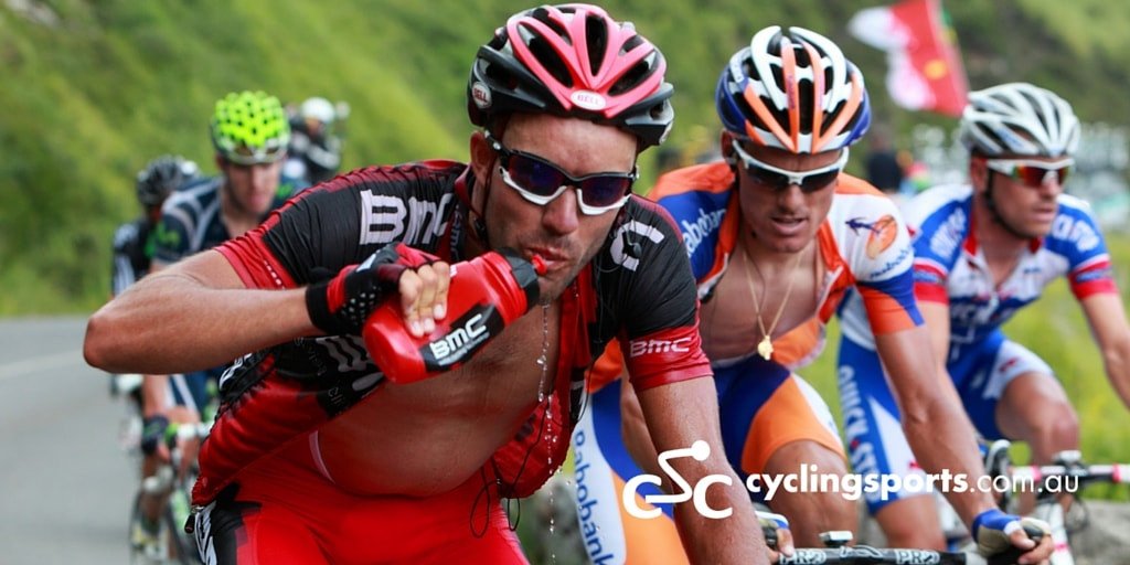 Why Many Cyclists Choose Bibs Over Knicks